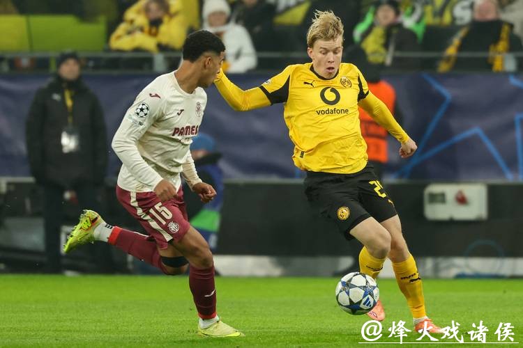 欧冠-吉拉西双响福伊特红牌 多特4-0比利亚雷亚尔 欧冠-吉拉西双响福伊特红牌 多特4-0比利亚雷亚尔